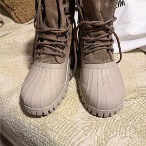 Stutterheim Leaf Suede Boots